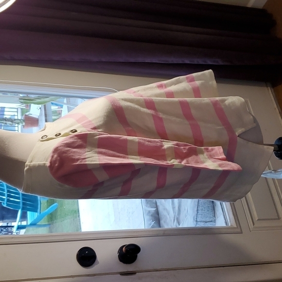 Talbots Stripe Top w/Button Detail SZ MD - Picture 3 of 6